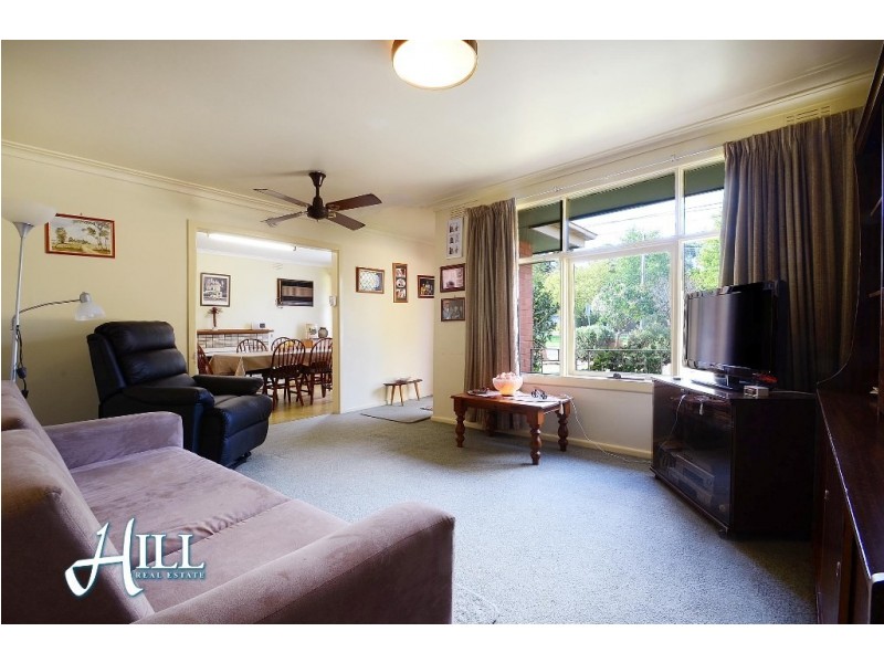 14 Glenfern Road, Ferntree Gully VIC 3156