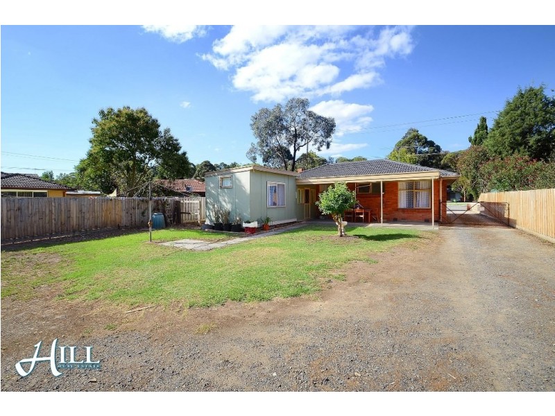 14 Glenfern Road, Ferntree Gully VIC 3156