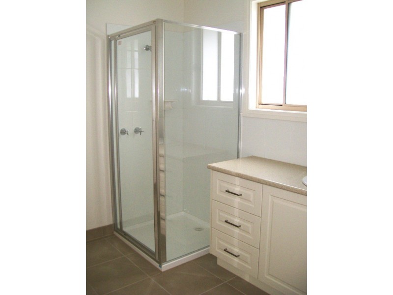 2/1 Stradbroke Road, Boronia VIC 3155