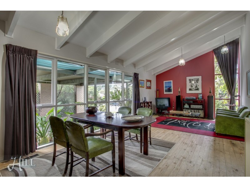 1 Chequers Close, Wantirna VIC 3152