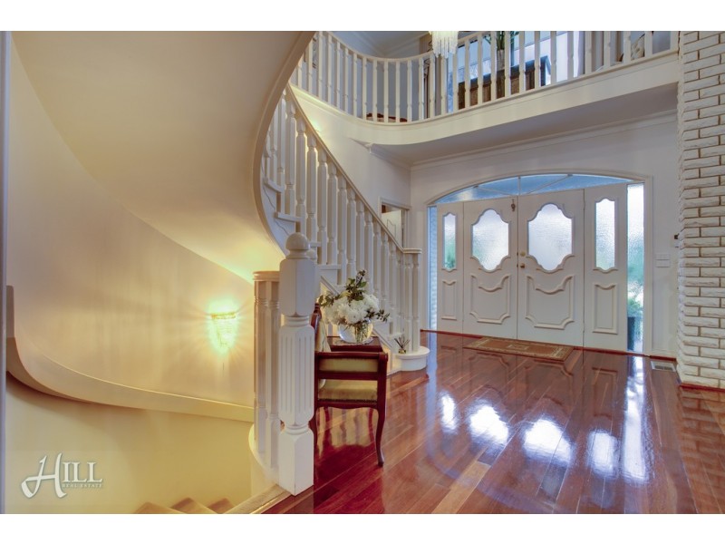 124 Grandview Road, Wheelers Hill VIC 3150