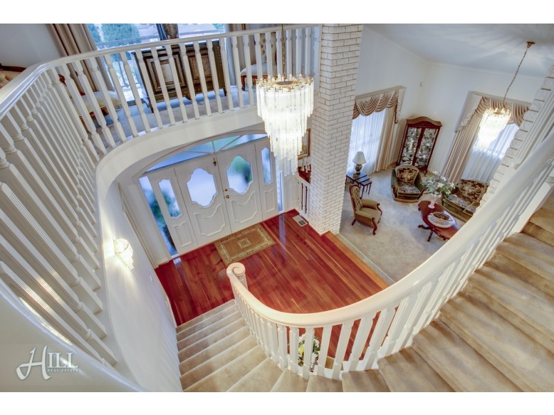 124 Grandview Road, Wheelers Hill VIC 3150