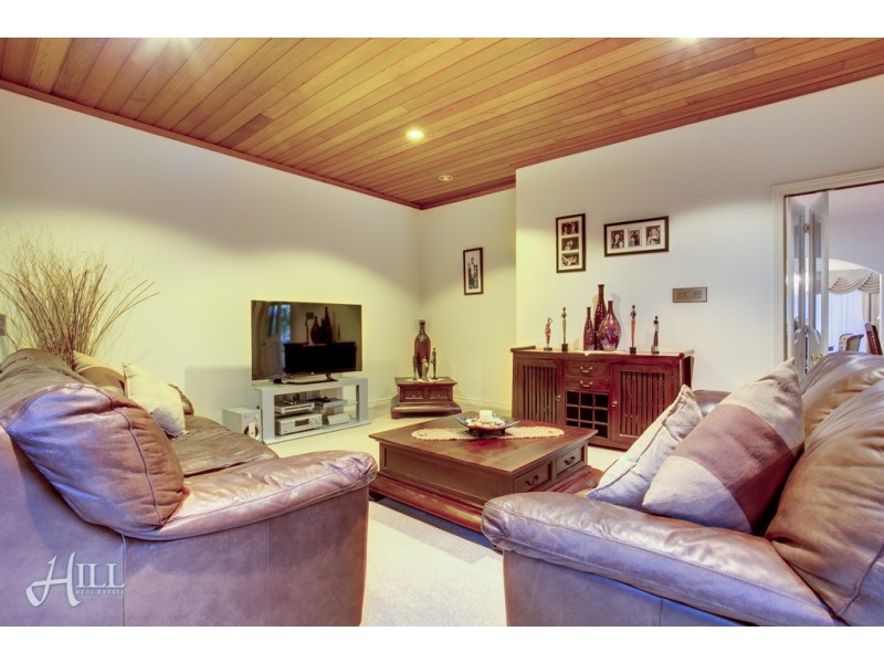 124 Grandview Road, Wheelers Hill VIC 3150