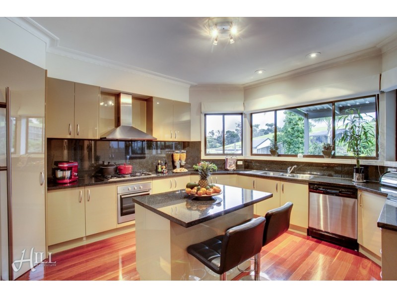 124 Grandview Road, Wheelers Hill VIC 3150
