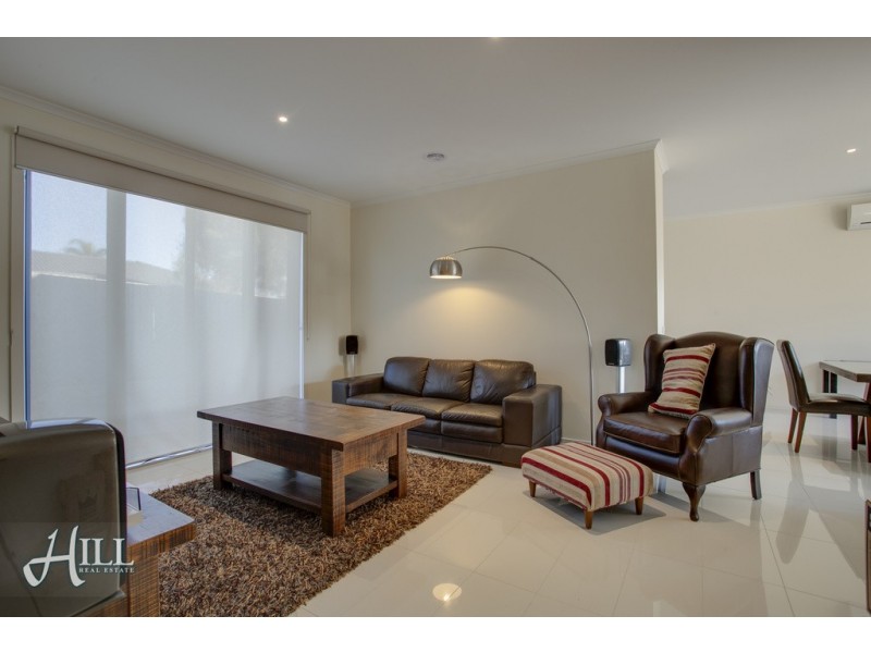 1/18 Stamford Crescent, Rowville VIC 3178