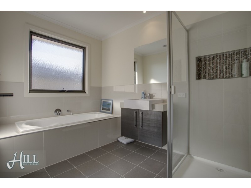 1/18 Stamford Crescent, Rowville VIC 3178