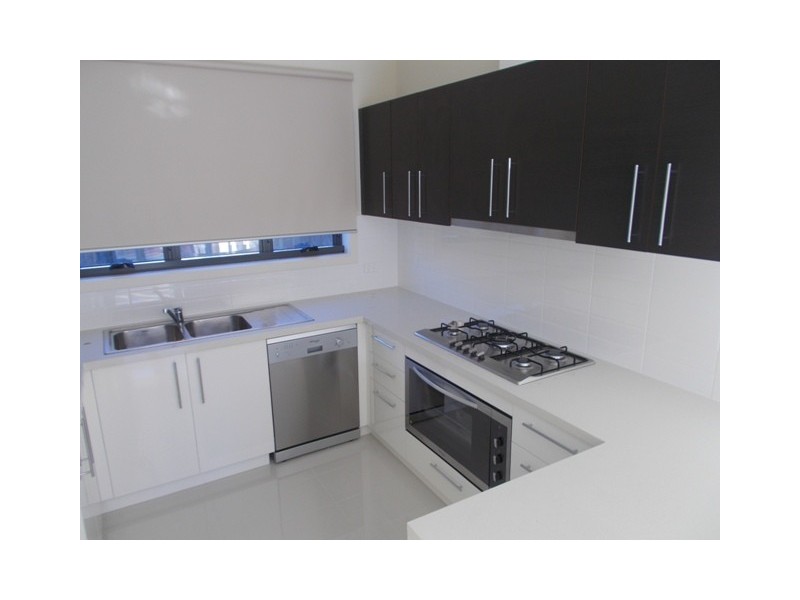 1/18 Stamford Crescent, Rowville VIC 3178