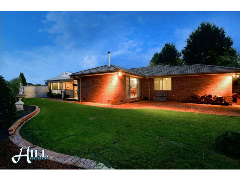 5 Cutler Close, Ferntree Gully VIC 3156