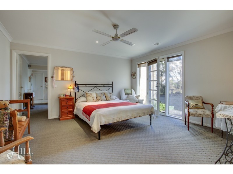 102 Shillinglaw Road, Drouin VIC 3818