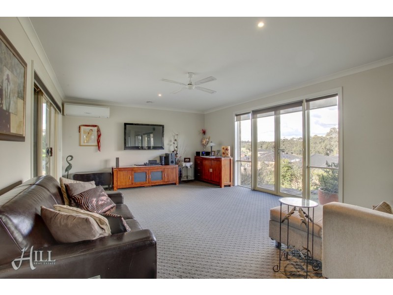 102 Shillinglaw Road, Drouin VIC 3818