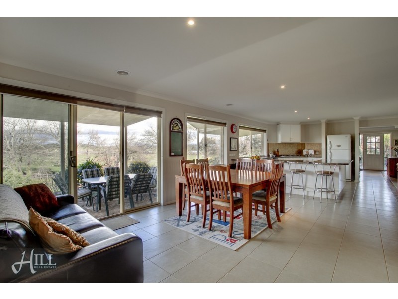 102 Shillinglaw Road, Drouin VIC 3818