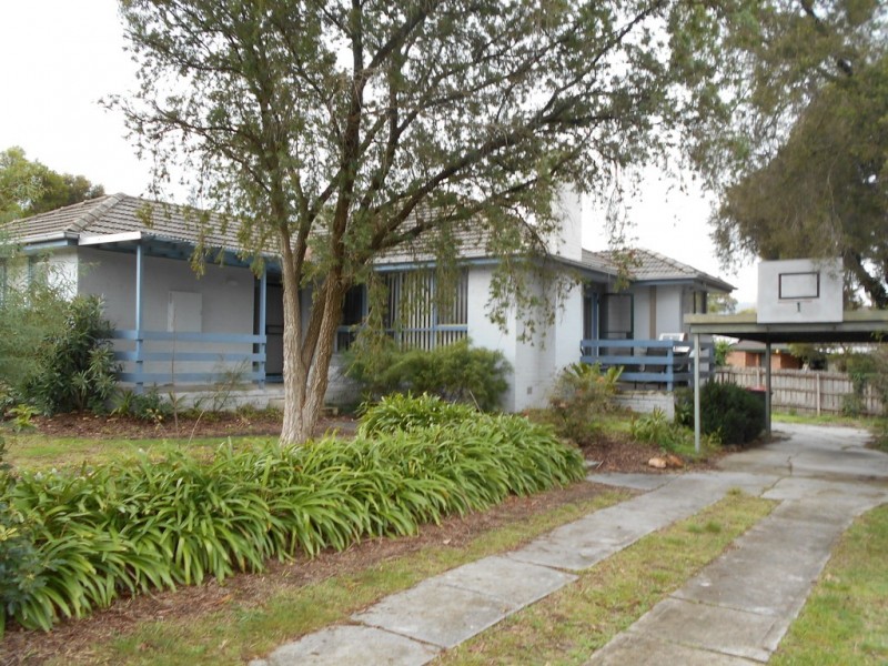 6 Graham Road, Knoxfield VIC 3180