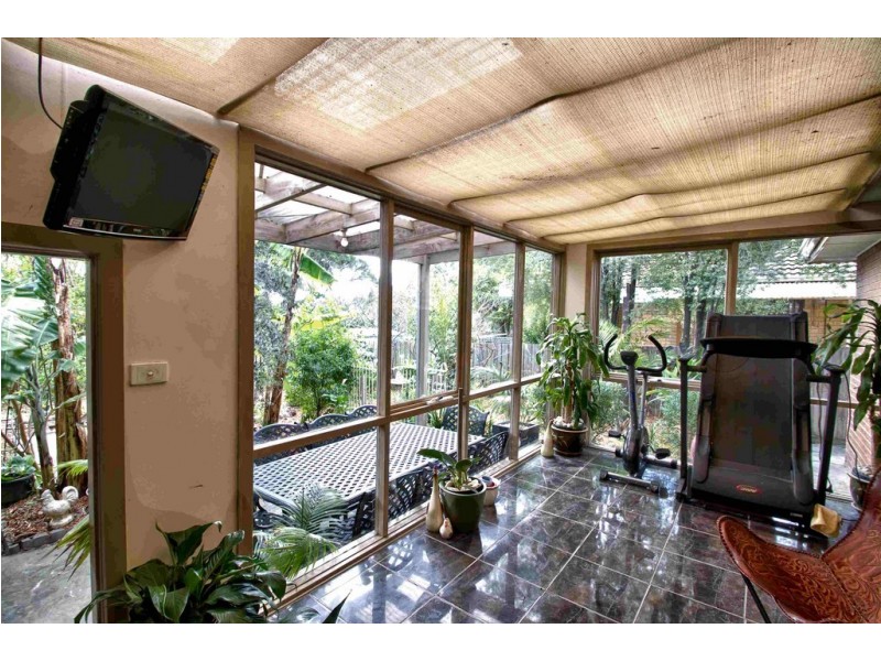 11 Freshfield Avenue, Wantirna VIC 3152