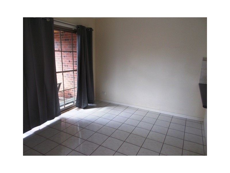 2A Renown Street, Burwood VIC 3125