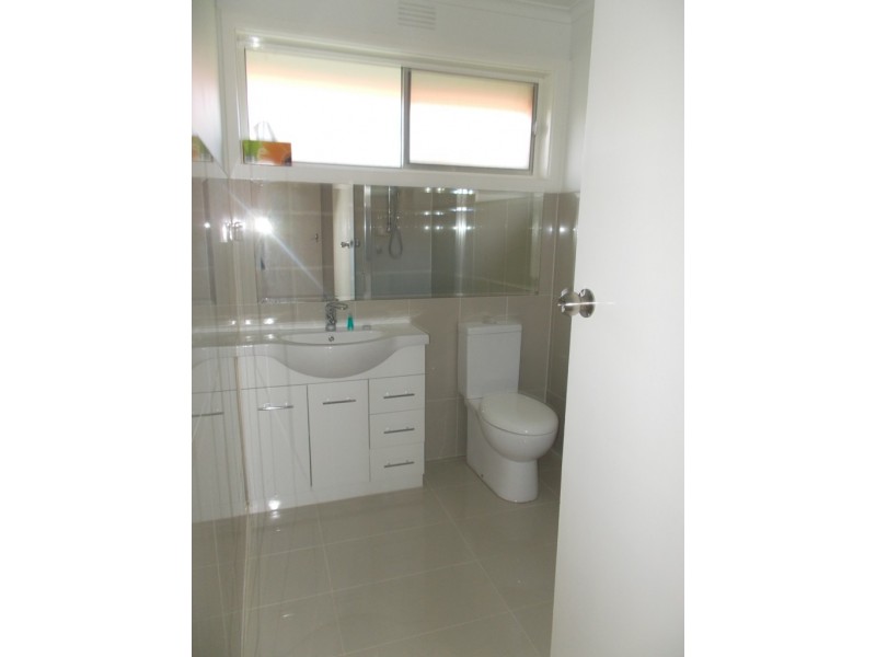 1/475 Boronia Road, Wantirna South VIC 3152