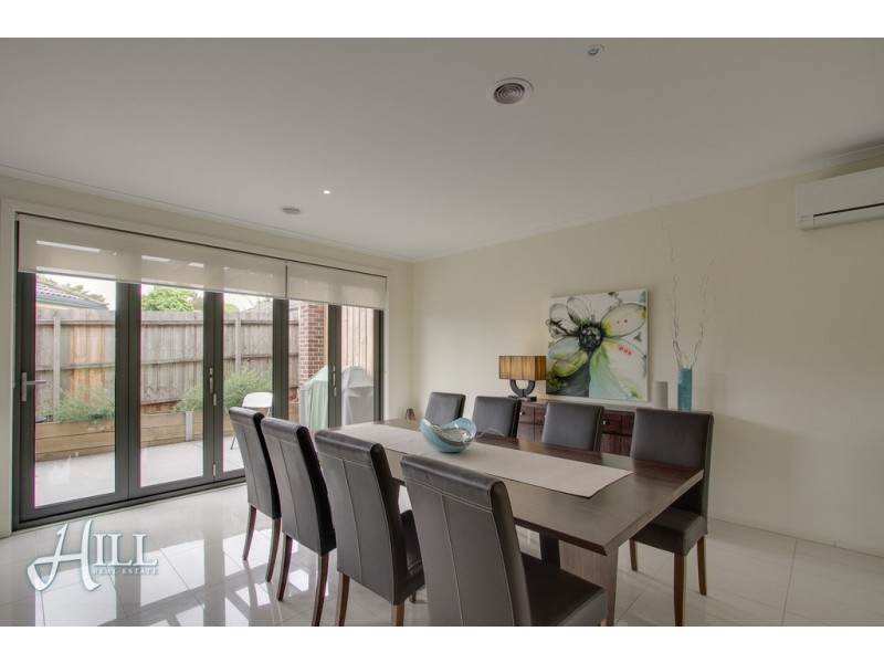 2/18 Stamford Crescent, Rowville VIC 3178