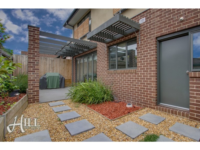 2/18 Stamford Crescent, Rowville VIC 3178