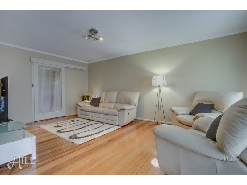 13 Dunbarton Drive, Wantirna VIC 3152