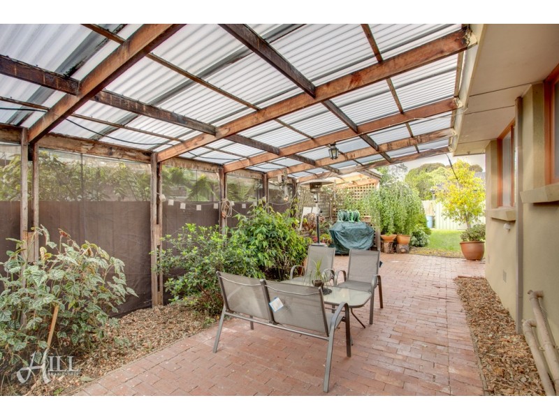 13 Dunbarton Drive, Wantirna VIC 3152