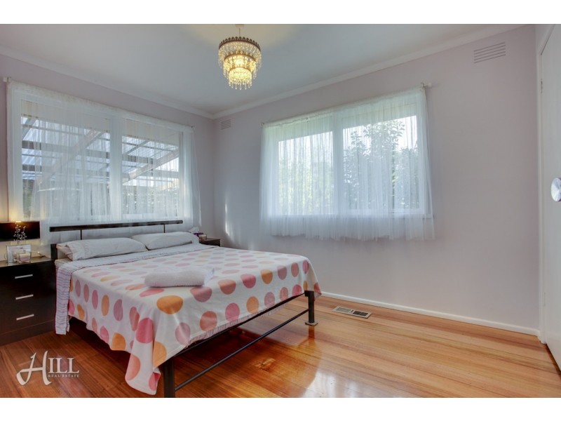 13 Dunbarton Drive, Wantirna VIC 3152