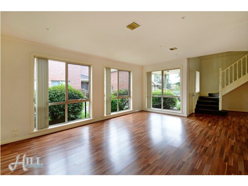 4/1340 High Street Road, Wantirna South VIC 3152