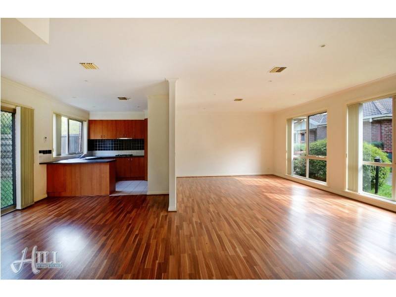 4/1340 High Street Road, Wantirna South VIC 3152