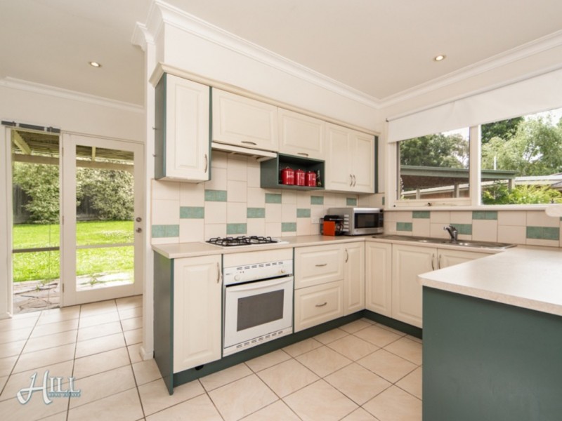 10 Kay Court, Vermont VIC 3133