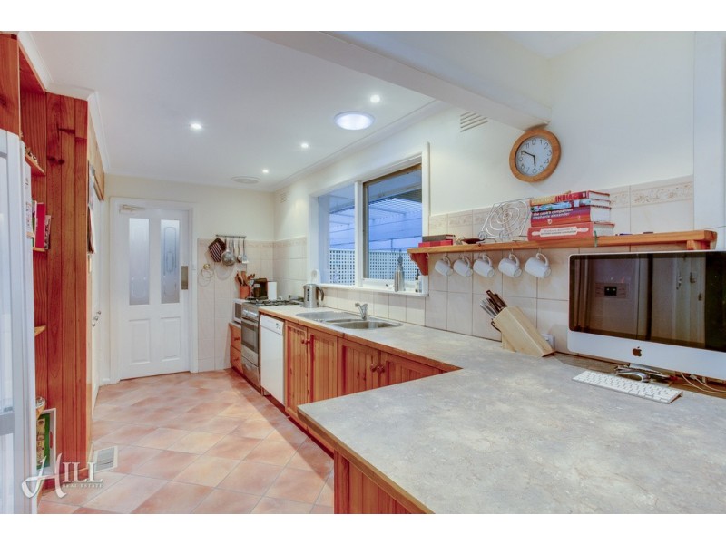 57 Laura Road, Knoxfield VIC 3180