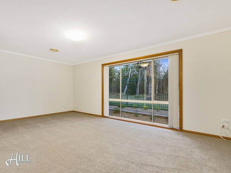 77 Applewood Drive, Knoxfield VIC 3180