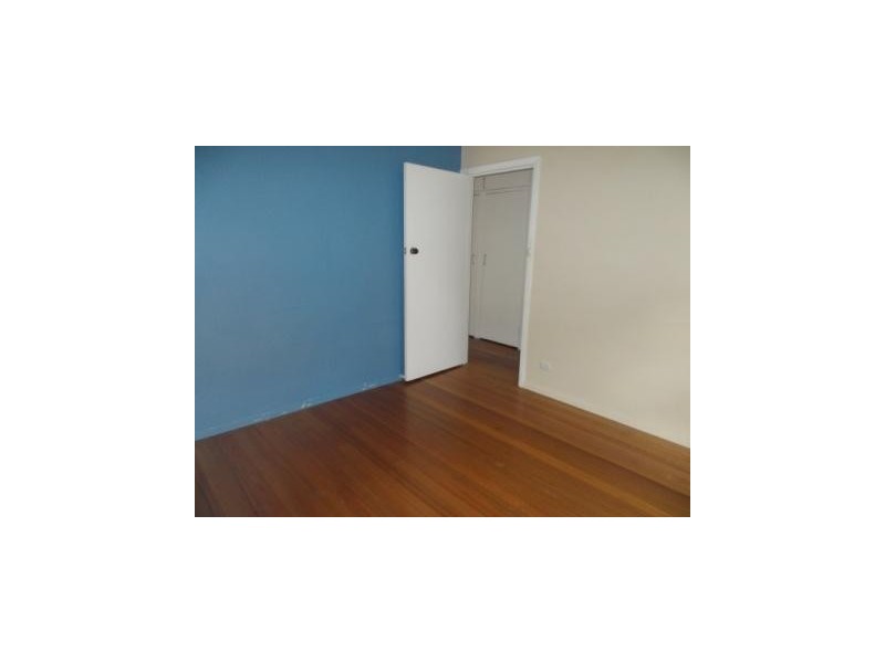 1/44 Glenfern Road, Ferntree Gully VIC 3156