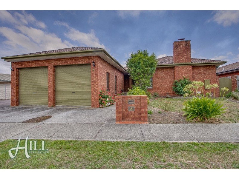 8 Brennan Drive, Wantirna South VIC 3152