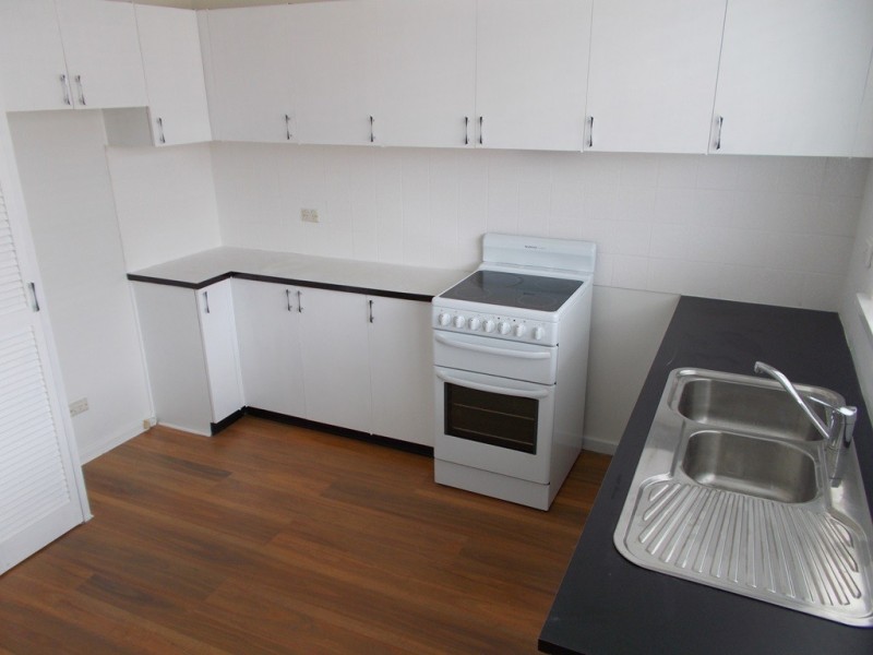 2/443 Warrigal Road, Burwood VIC 3125