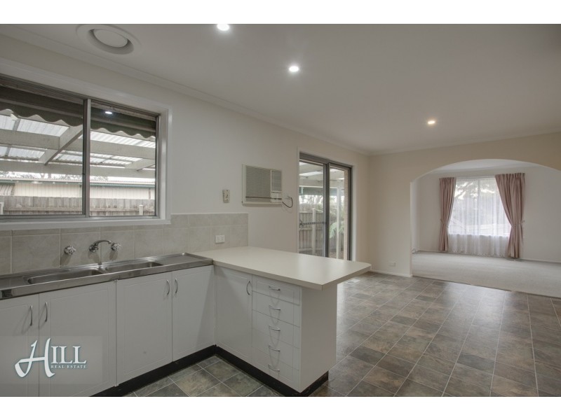 1/50 Renwick Road, Ferntree Gully VIC 3156