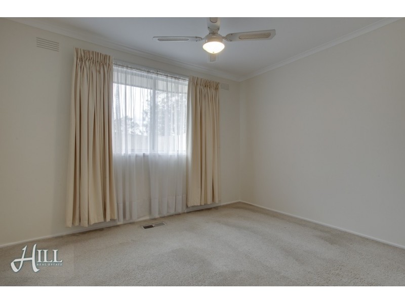 1/50 Renwick Road, Ferntree Gully VIC 3156