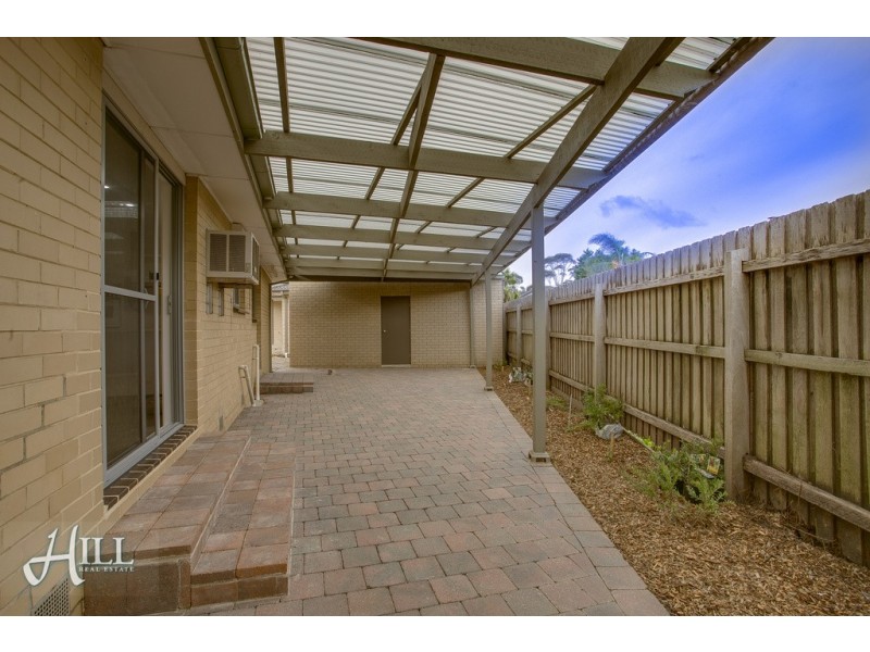 1/50 Renwick Road, Ferntree Gully VIC 3156