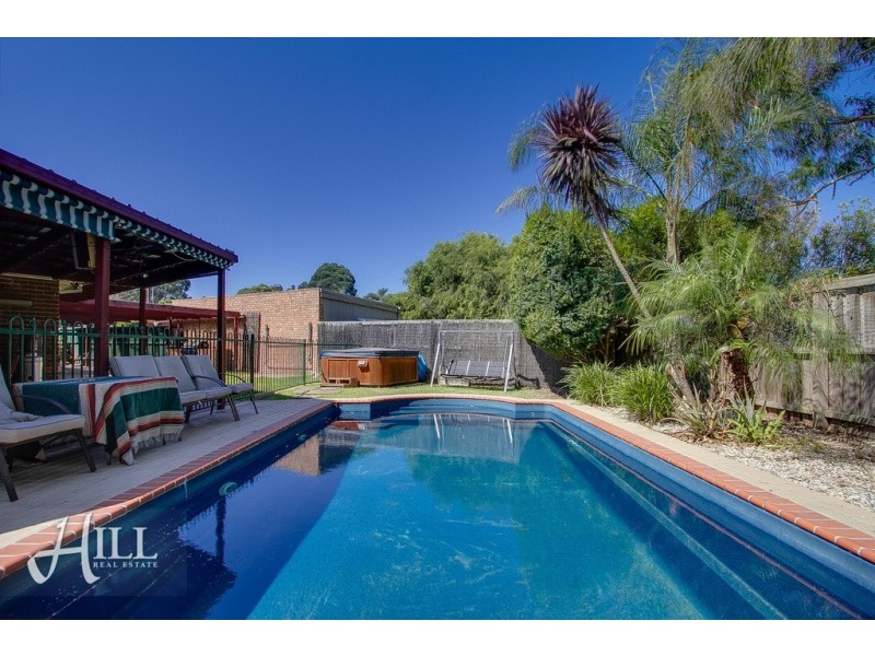 9 Petersfield Court, Boronia VIC 3155
