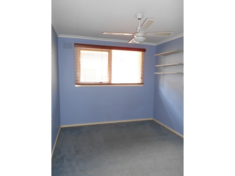 8 Crestdale Road, Wantirna VIC 3152