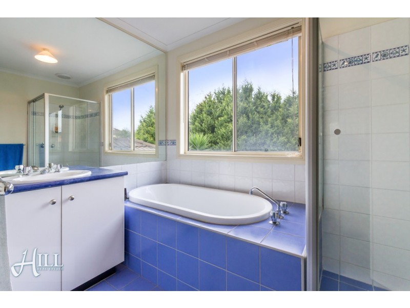 3 Greenhaven Court, Rowville VIC 3178