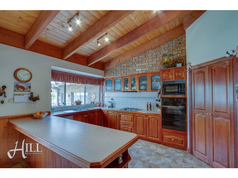 99 Sullivan Avenue, Lysterfield VIC 3156