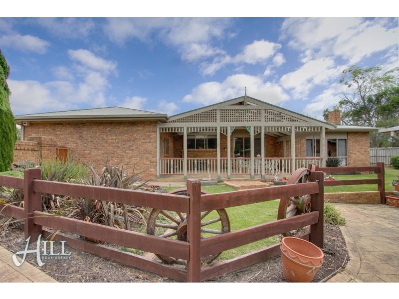 99 Sullivan Avenue, Lysterfield VIC 3156