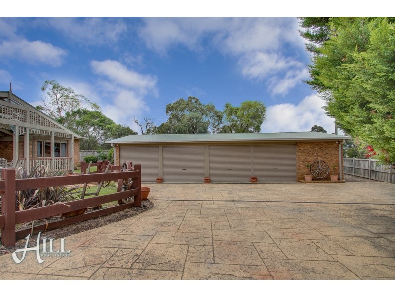 99 Sullivan Avenue, Lysterfield VIC 3156