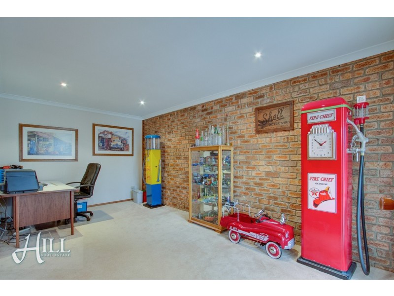 99 Sullivan Avenue, Lysterfield VIC 3156