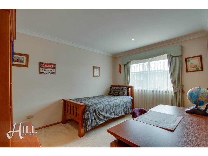 99 Sullivan Avenue, Lysterfield VIC 3156