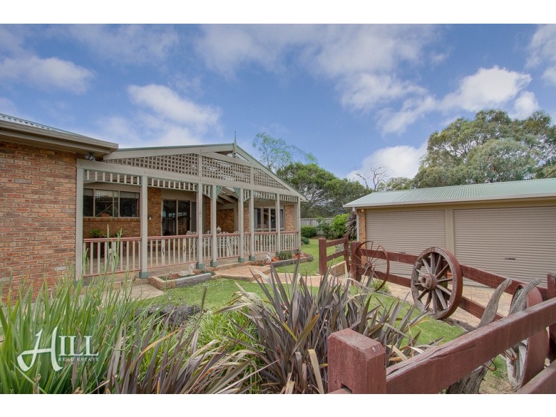 99 Sullivan Avenue, Lysterfield VIC 3156