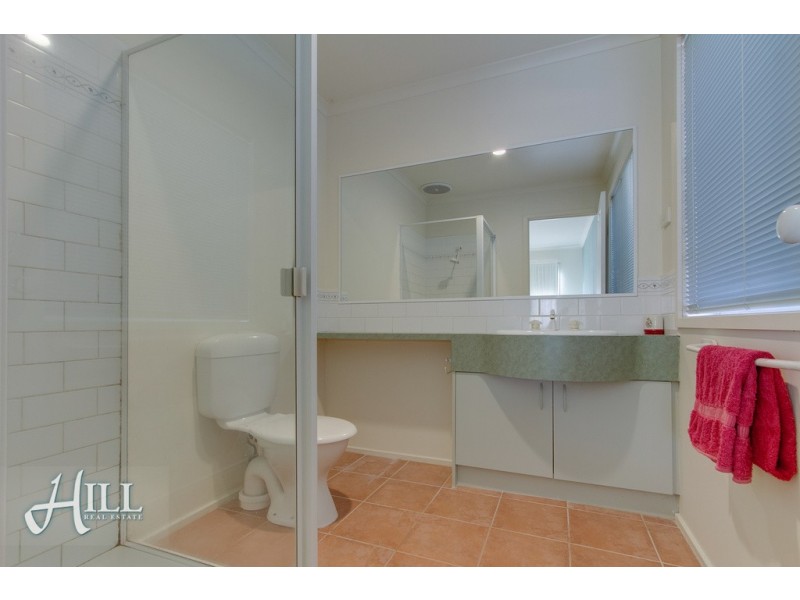 16 Mayfair Drive, Ferntree Gully VIC 3156