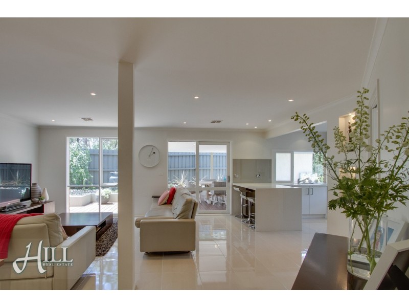 3 Brett Place, Ferntree Gully VIC 3156