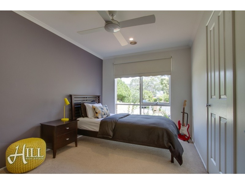 3 Brett Place, Ferntree Gully VIC 3156