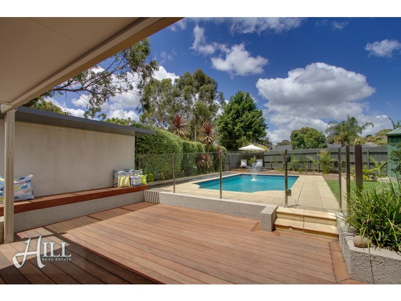 3 Brett Place, Ferntree Gully VIC 3156