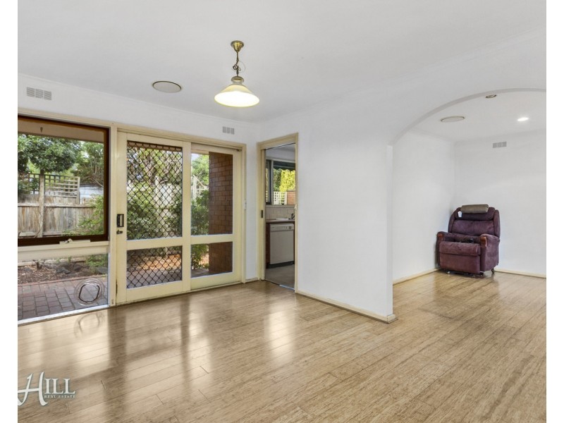 2/24 Flower Street, Ferntree Gully VIC 3156