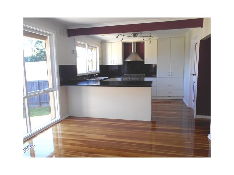 10 Broadgreen Avenue, Wantirna VIC 3152